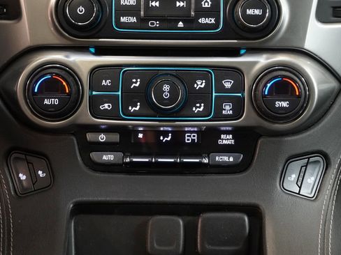 Used 2017 Chevrolet Tahoe LT image 25