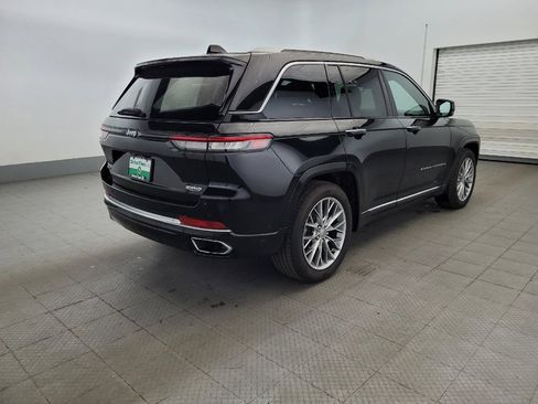 Used 2022 Jeep Grand Cherokee Summit AWD/4WD image 9