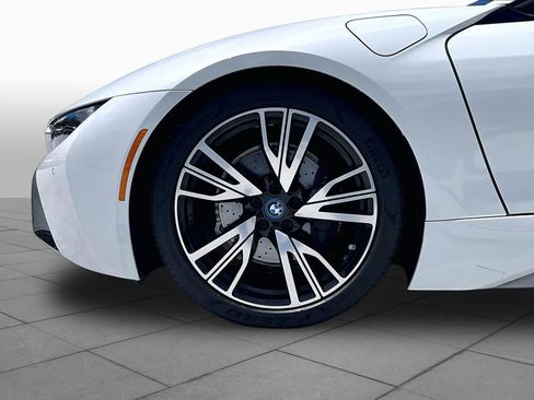 Used 2015 BMW i8 AWD/4WD image 11