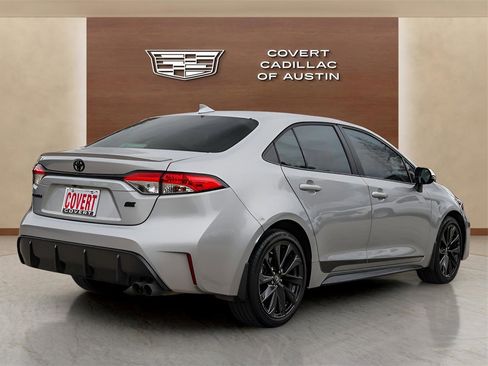 Used 2023 Toyota Corolla SE image 4