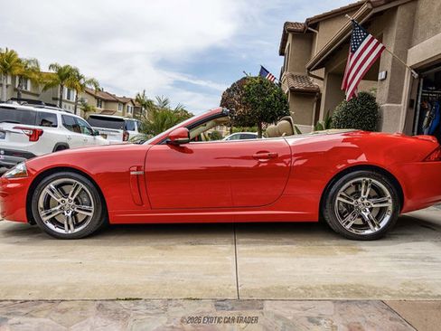 Used 2010 Jaguar XKR R RWD image 3