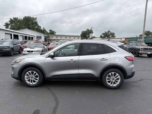 Used 2021 Ford Escape SE w/ Convenience Package FWD image 22