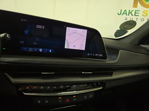 Certified 2024 Cadillac XT4 Sport AWD/4WD image 23
