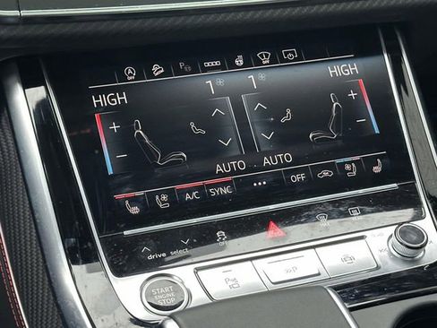 Used 2026 Audi Q7 3.0T Prestige w/ Prestige Package image 31