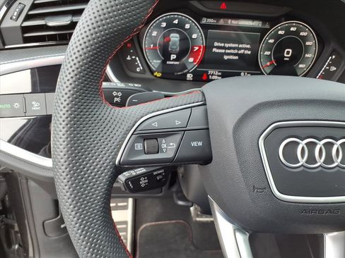 Certified 2025 Audi Q3 2.0T Premium Plus w/ Premium Plus Package image 17