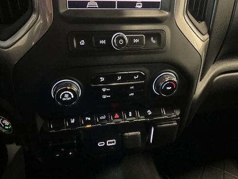 Used 2025 Chevrolet Silverado 2500 Custom w/ Custom Value Package AWD/4WD image 19