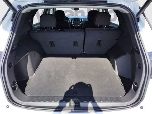 Used 2023 Chevrolet Equinox LT image 17