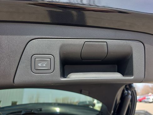 New 2026 Buick Envision Avenir image 13