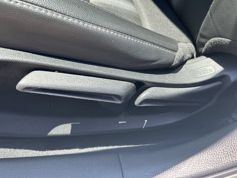 Certified 2025 Honda Civic Sport image 14