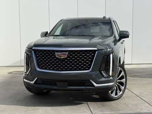 New 2026 Cadillac Escalade Luxury w/ Touring Package image 1