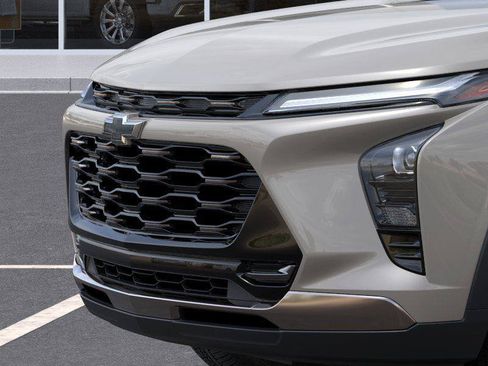 New 2026 Chevrolet Trax ACTIV w/ Sunroof Package FWD image 36