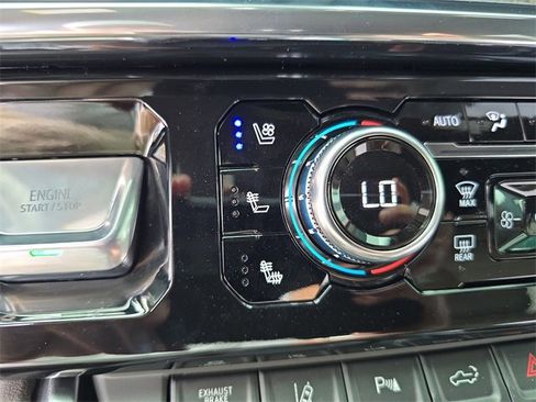 Certified 2026 GMC Sierra 3500 Denali w/ Denali Reserve Package image 23