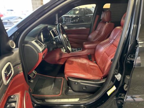 Used 2018 Jeep Grand Cherokee Trackhawk image 24