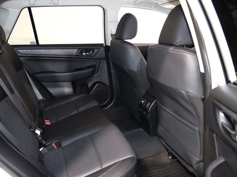Used 2017 Subaru Outback 2.5i Limited AWD/4WD image 59