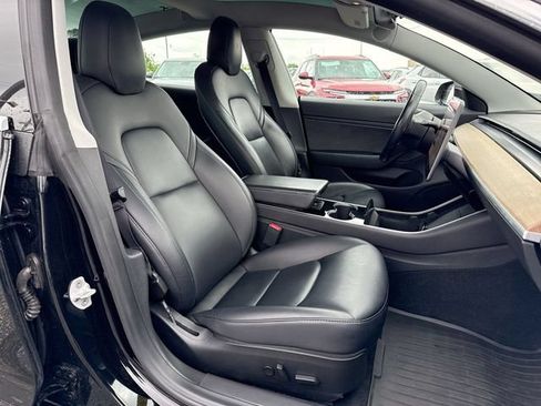 Used 2019 Tesla Model 3 Long Range RWD image 25