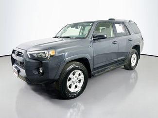 Used 2024 Toyota 4Runner SR5 video 3