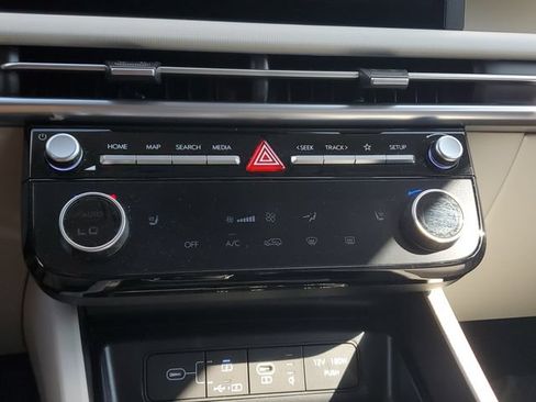 Used 2025 Hyundai Tucson SEL FWD image 29