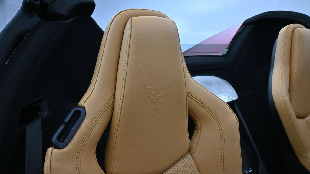 Used 2022 Chevrolet Corvette Stingray Preferred Conv w/ 2LT RWD image 17