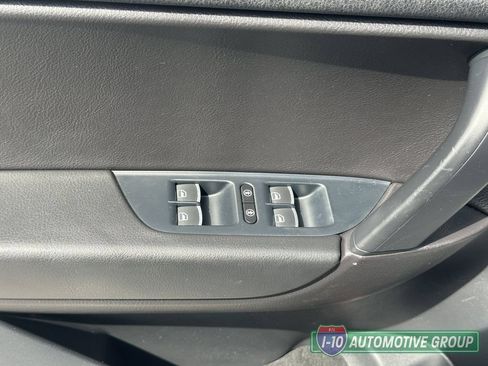 Used 2013 Volkswagen Touareg Sport AWD/4WD image 19