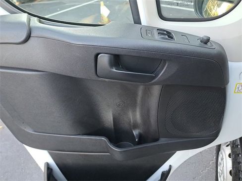 Used 2021 RAM ProMaster 2500 image 21