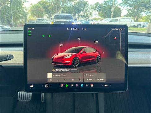 Used 2022 Tesla Model 3 Performance image 26