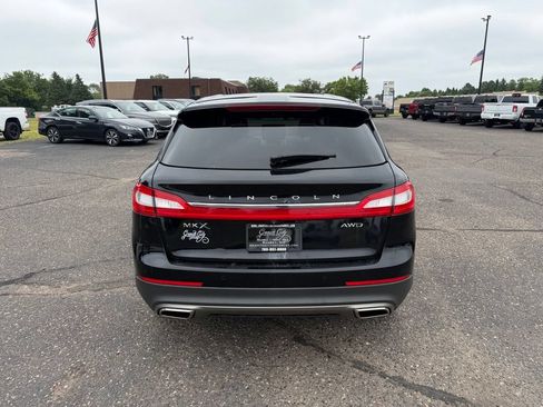 Used 2016 Lincoln MKX Reserve w/ Climate Package AWD/4WD image 6