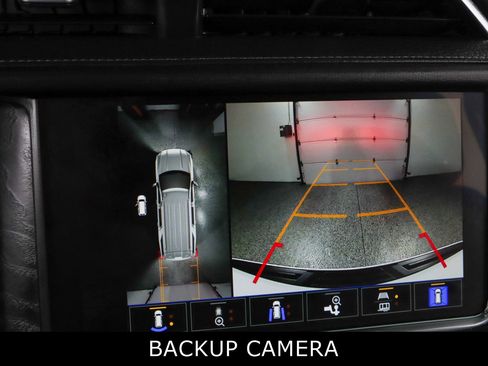 Used 2023 GMC Yukon Denali image 20