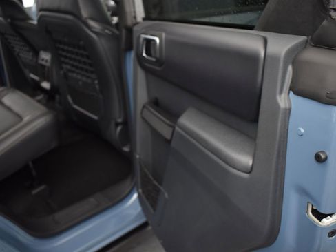 New 2025 Ford Bronco Badlands image 15