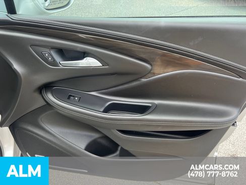 Used 2019 Buick Envision Premium w/ Driver Confidence Package AWD/4WD image 18