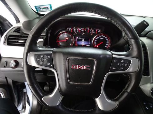 Used 2016 GMC Yukon SLT w/ Open Road Package AWD/4WD image 6