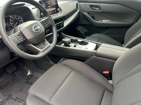 Used 2026 Nissan Rogue S FWD image 10