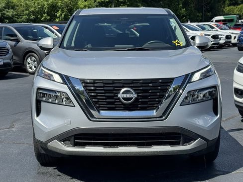 Used 2022 Nissan Rogue SV image 15