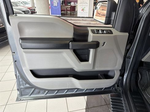 Used 2018 Ford F150 XL w/ Equipment Group 101A Mid AWD/4WD image 18