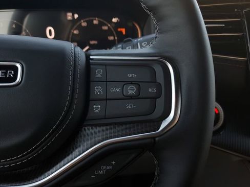 New 2026 Jeep Grand Wagoneer Summit image 26