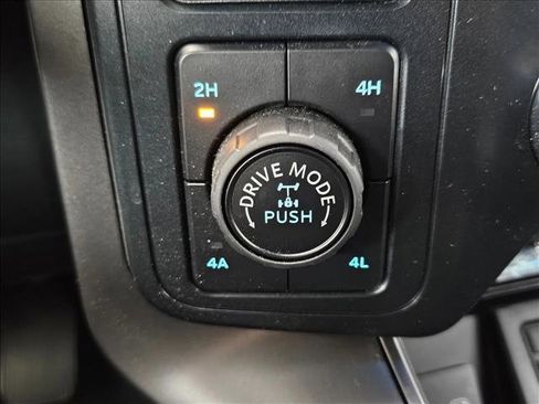 Used 2025 Ford F150 Lariat w/ Equipment Group 501A Mid AWD/4WD image 14
