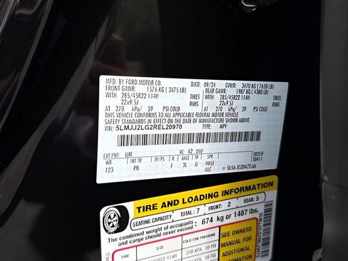 Used 2024 Lincoln Navigator Reserve AWD/4WD image 29