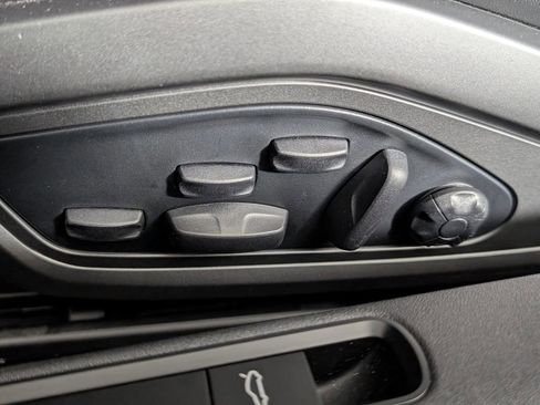 Certified 2025 Porsche 911 Carrera GTS image 26