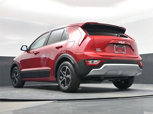 New 2026 Kia Niro LX image 20
