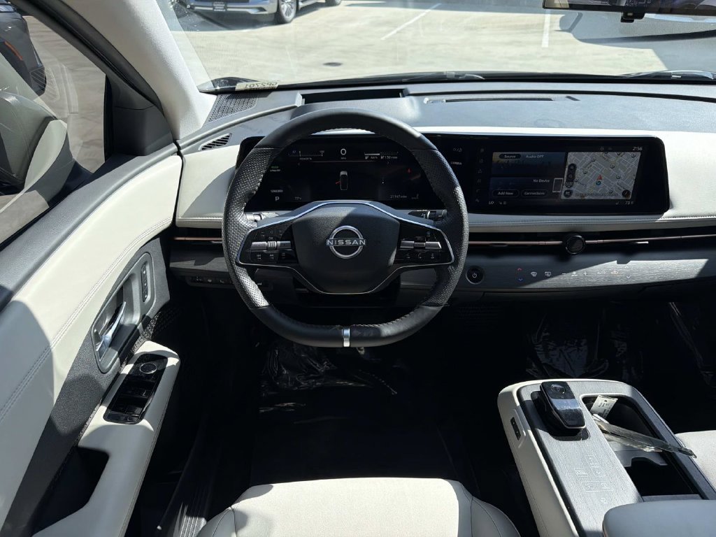 Used 2024 Nissan Ariya FWD image 9