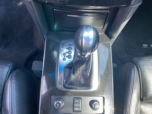 Used 2015 INFINITI QX70 AWD w/ Premium Package image 24