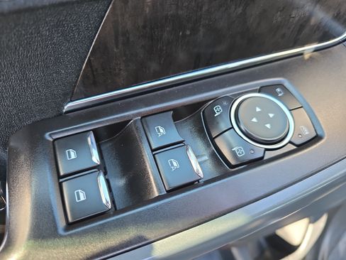 Used 2022 Ford F150 Lariat image 28