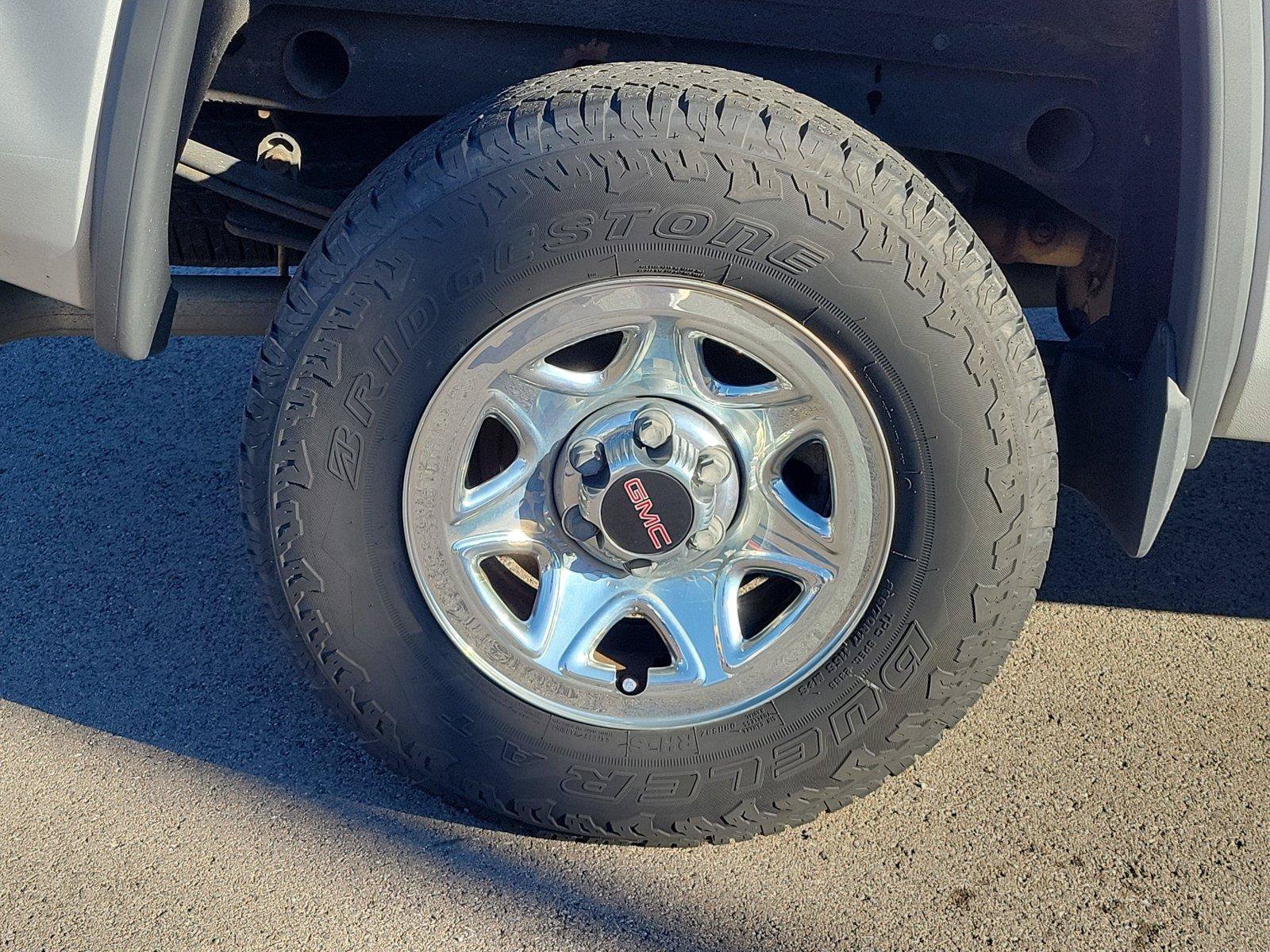 Used 2014 GMC Sierra 1500 4x4 Regular Cab w/ Sierra Convenience Package image 5
