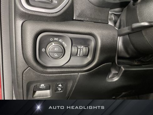 Used 2023 RAM 1500 Laramie AWD/4WD image 27