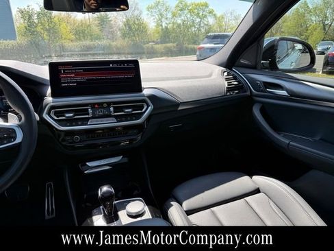 Used 2023 BMW X4 xDrive30i w/ M Sport Package image 15