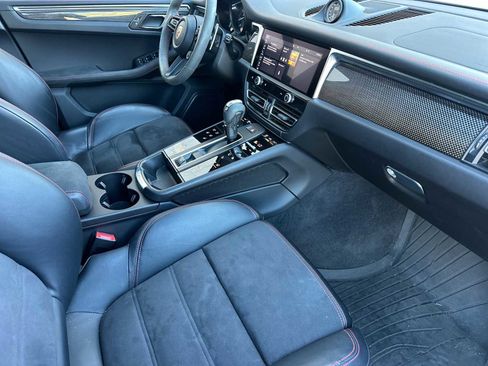 Certified 2023 Porsche Macan GTS image 16