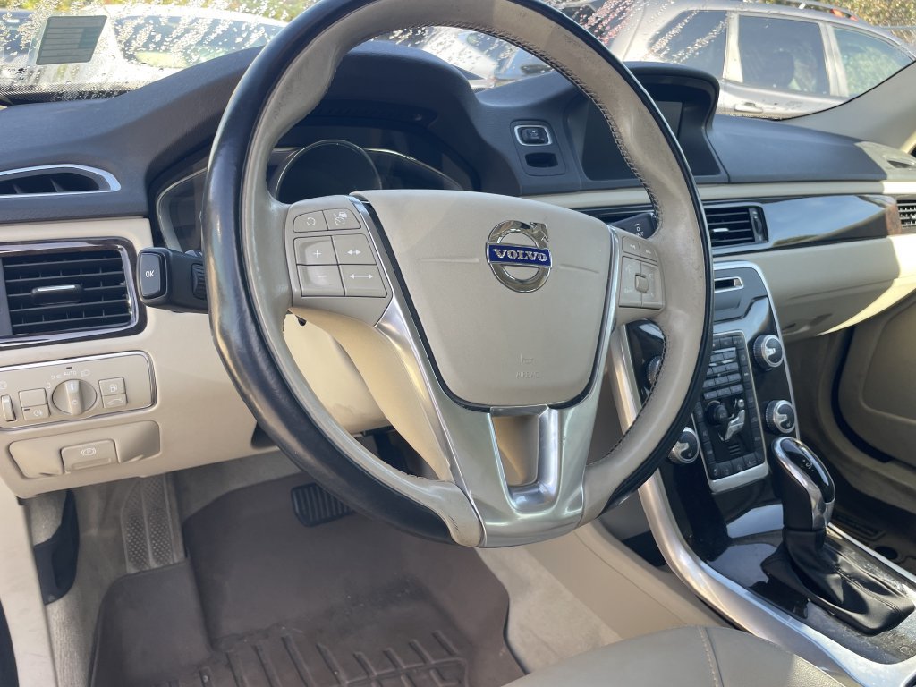 Used 2016 Volvo XC70 T5 Platinum FWD image 9