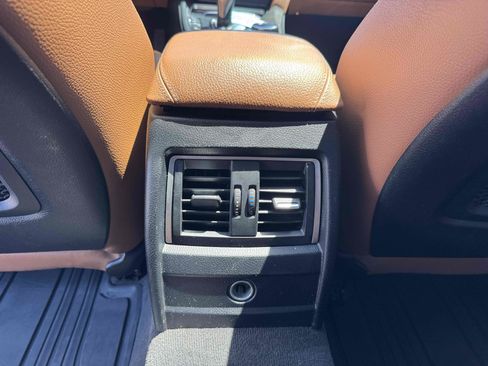 Used 2016 BMW 340i Sedan RWD image 17