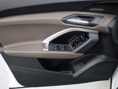 New 2025 Audi Q5 Premium Plus image 16