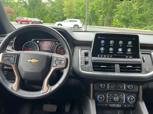Used 2021 Chevrolet Tahoe High Country AWD/4WD image 11