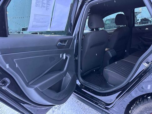 Used 2019 Volkswagen Jetta GLI image 15